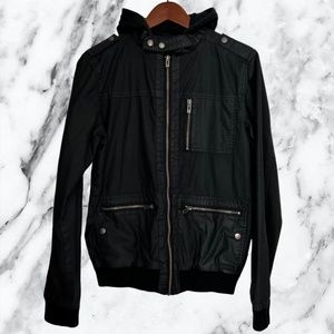 KR3W Black Jacket